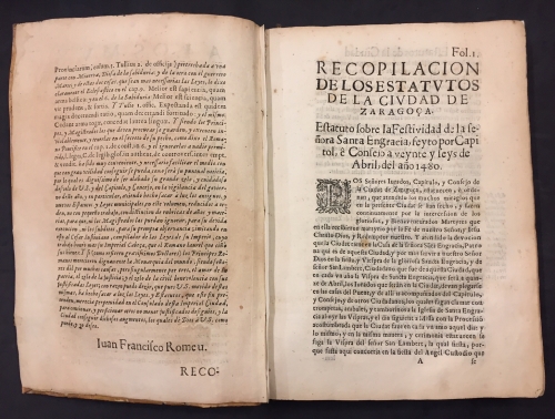 Portada de Recopilaci�n de los Estatutos de la Ciudad de Zaragoza. Por los Se�ores Jurados, Capitol y Consejo con poder de Concello General. Confirmados y decretados el primero de Diciembre de 1635