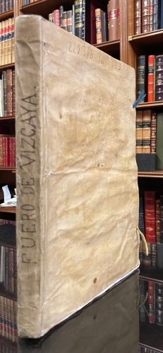 Portada de Fueros, Franquezas, Libertades, buenos usos y costumbres del muy Noble y muy Leal Se�or�o de Vizcaya