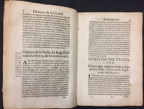 Portada de Recopilaci�n de los Estatutos de la Ciudad de Zaragoza. Por los Se�ores Jurados, Capitol y Consejo con poder de Concello General. Confirmados y decretados el primero de Diciembre de 1635